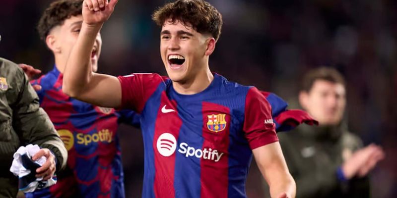 Top 10 Cầu Thủ Sáng Giá Nhất Tại Olympic Paris 2024 7 Top 10 cầu thủ sáng giá gọi tên Pau Cubarsi