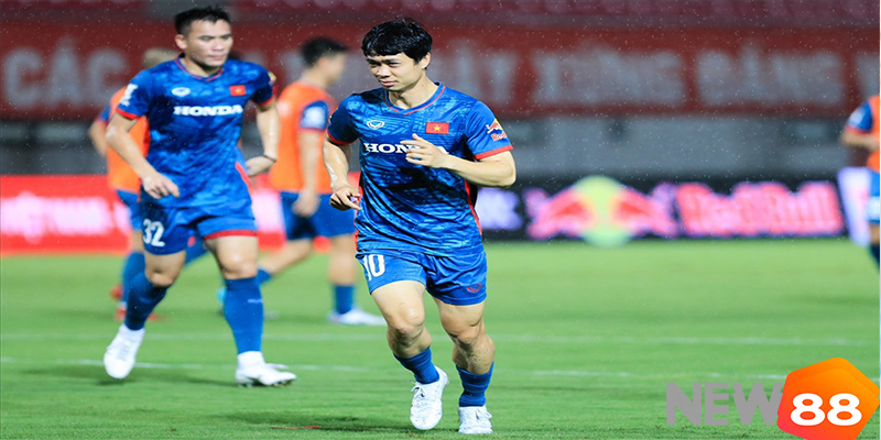 Công Phượng Tái Xuất Ấn Tượng: Ghi Bàn, Kiến Tạo Và Thắp Lại Hy Vọng 6 Công Phượng ghi bàn trong trận giao hữu